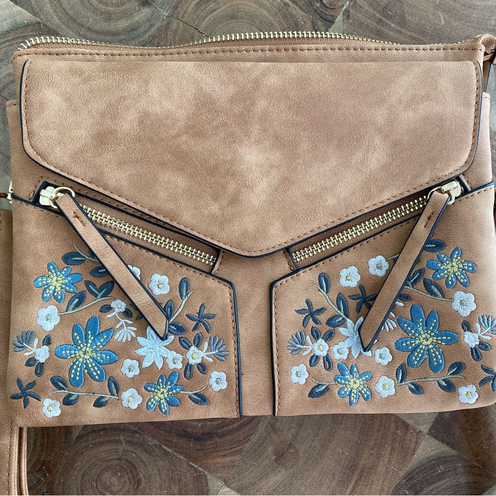 Altar'd State Embroidered Purse